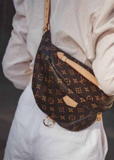 Louis Vuitton WOMEN﻿'s BAGS, BELT BAGS .